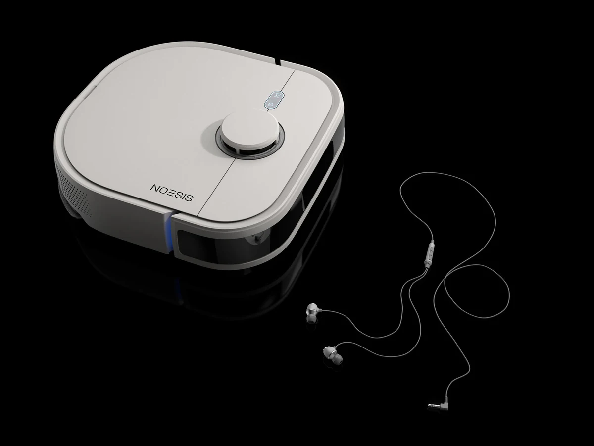 Noesis Florio robot vacuum, hero product render