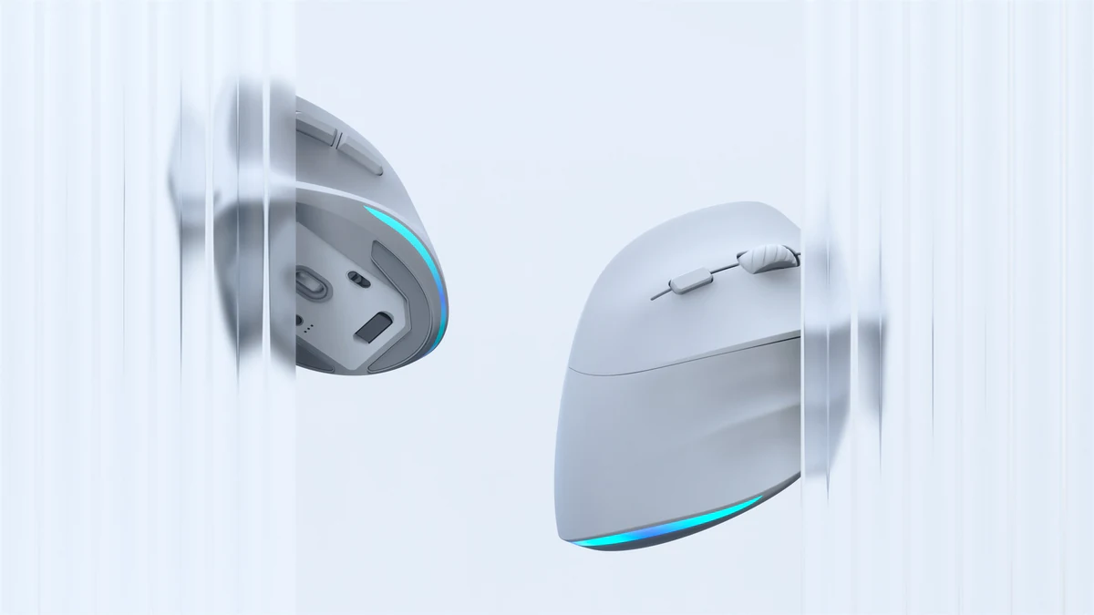 Bluestork ergonomic mouse, fluted glass grey product render