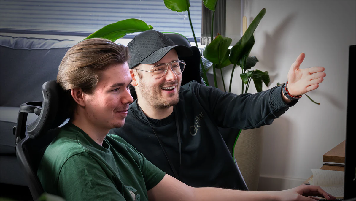 XO3D staff collaborating on a product CGI project.