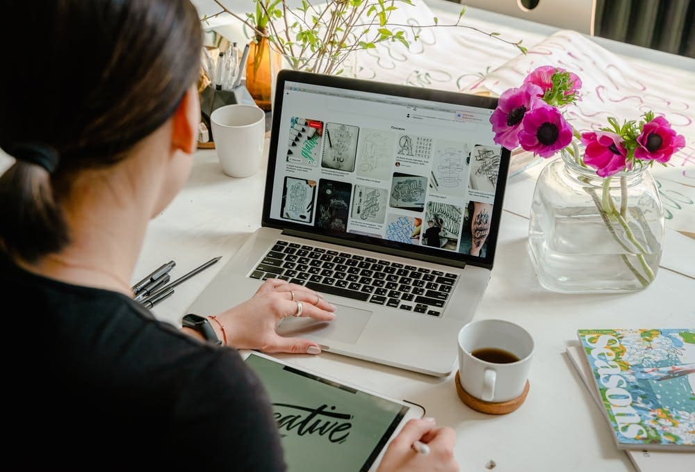 How Can 3D Artists Collaborate with Customers Online?